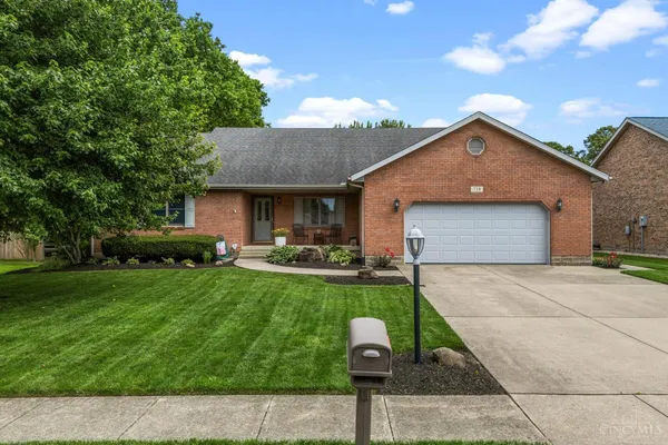 $397,500 | 718 Kelly Drive, Wilmington, OH 45177