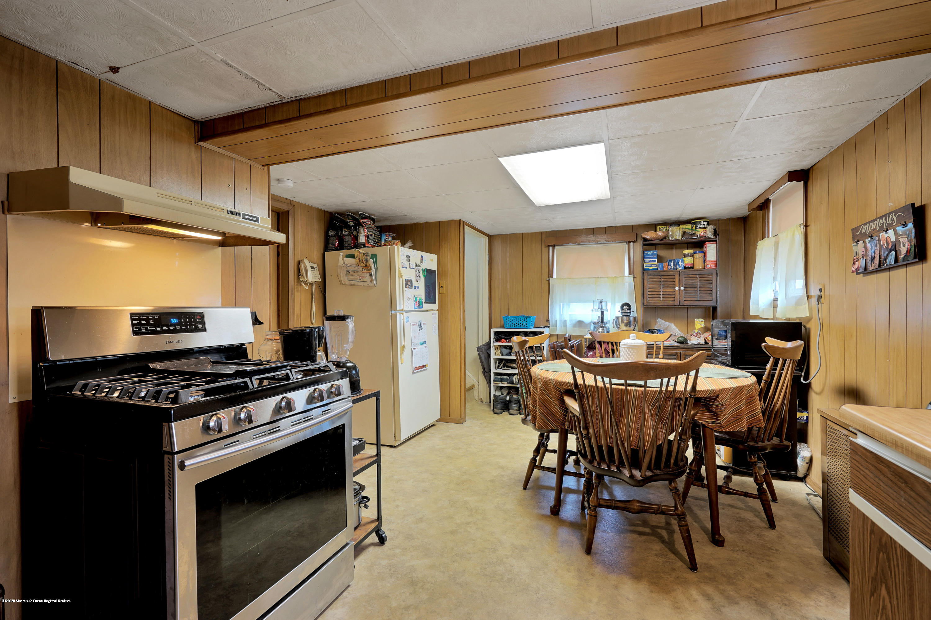 650 Lloyd Road Aberdeen, NJ 07747 - Photo 16 of 20 013_dsc05743