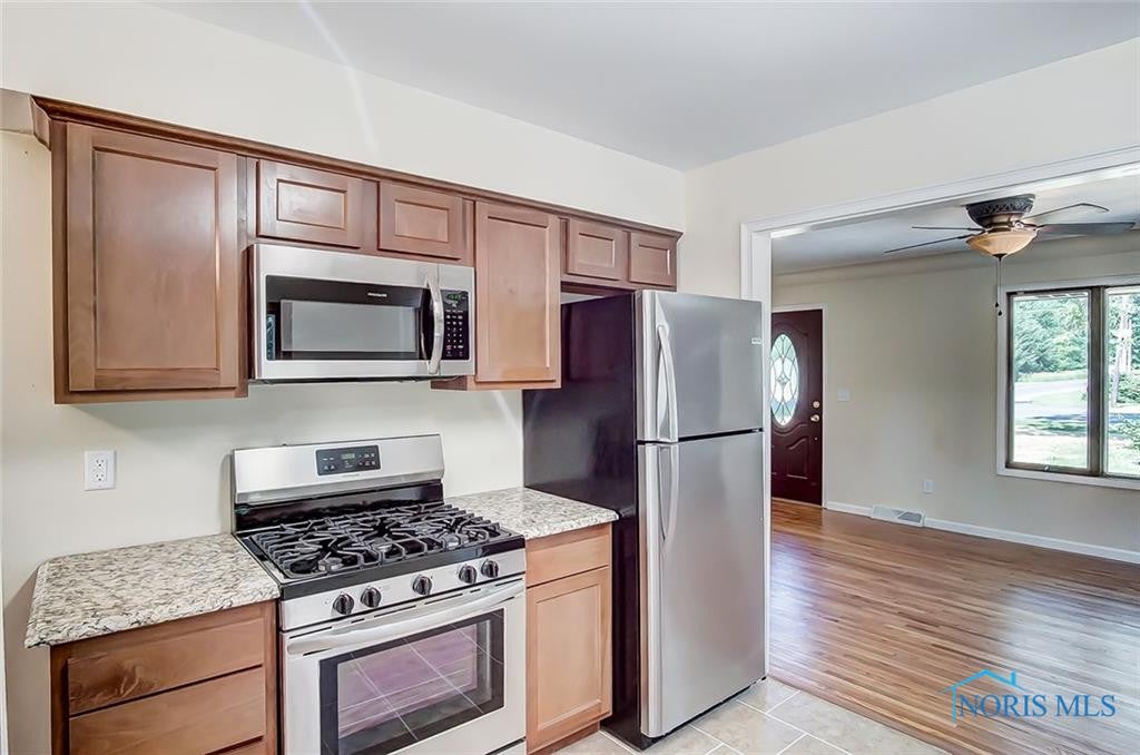 4359 South Eber Road Monclova, OH 43542 - Photo 9 of 32 Gallery Image 9