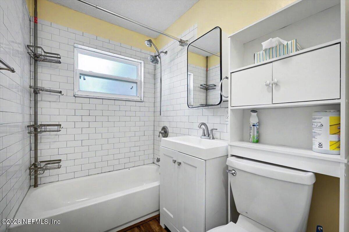 2425 Tulsa Road North Jacksonville, FL 32218 - Photo 19 of 31 Bathroom