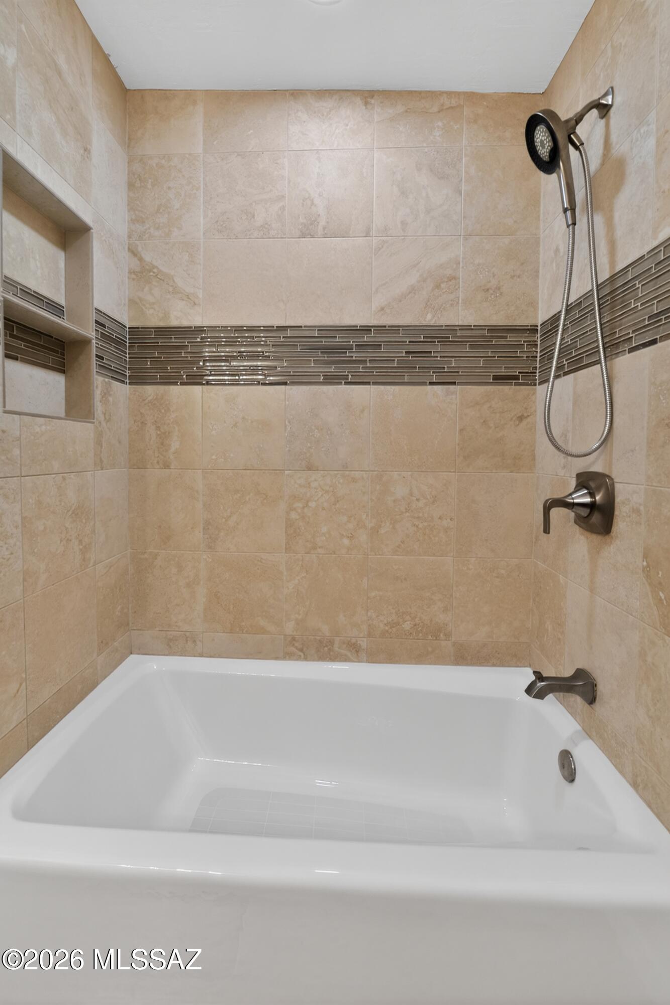 2175 West Rainbow Ridge Road Tucson, AZ 85745 - Photo 23 of 36 35_2175_W_Rainbow_Ridge_Rd-Bathroom-0037