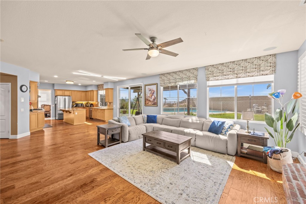 12161 Split Rein Drive Rancho Cucamonga, CA 91739 - Photo 13 of 45
