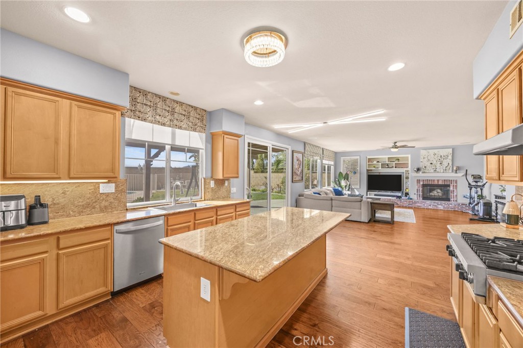12161 Split Rein Drive Rancho Cucamonga, CA 91739 - Photo 17 of 45