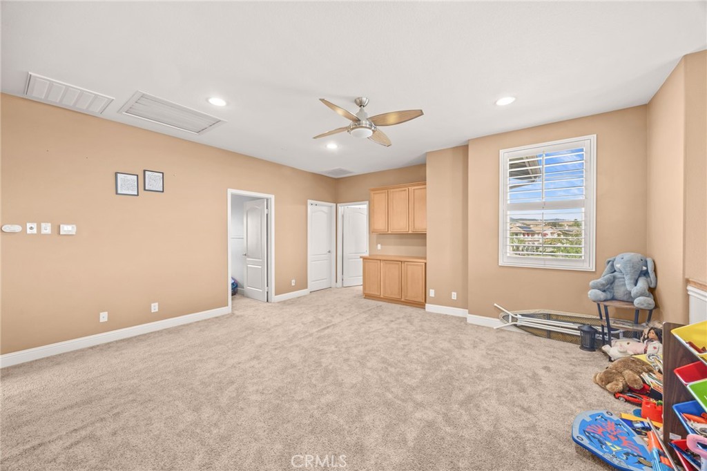 12161 Split Rein Drive Rancho Cucamonga, CA 91739 - Photo 22 of 45 Loft