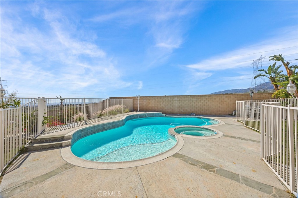 12161 Split Rein Drive Rancho Cucamonga, CA 91739 - Photo 32 of 45 Pool and Spa