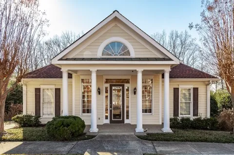 $749,900 | 105 Windstar Bay Boulevard, Hendersonville, TN 37075