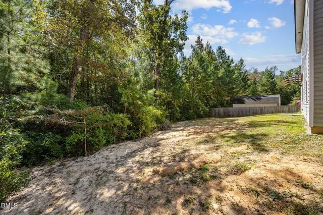 $349,500 | 605 New Castle Lane, Spring Lake, NC 28390