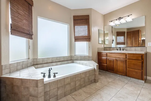 $768,000 | 1823 Piedmont Drive, Manteca, CA 95336