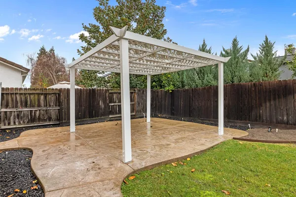 $755,000 | 1823 Piedmont Drive, Manteca, CA 95336