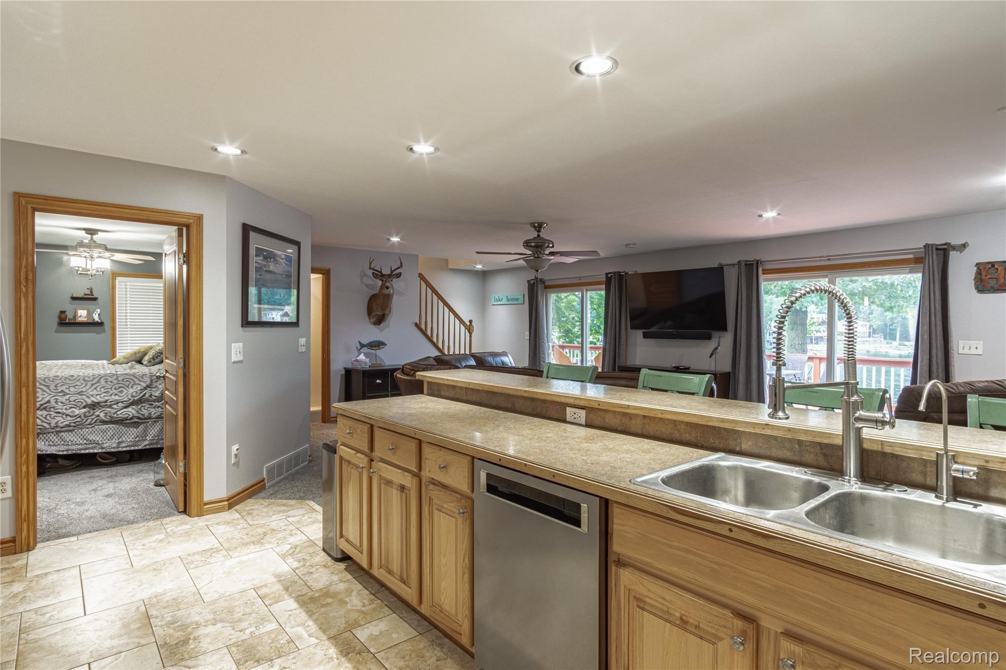 15260 Murray Road Byron, MI 48418 - Photo 5 of 33 Interiors (7 of 45).jpg