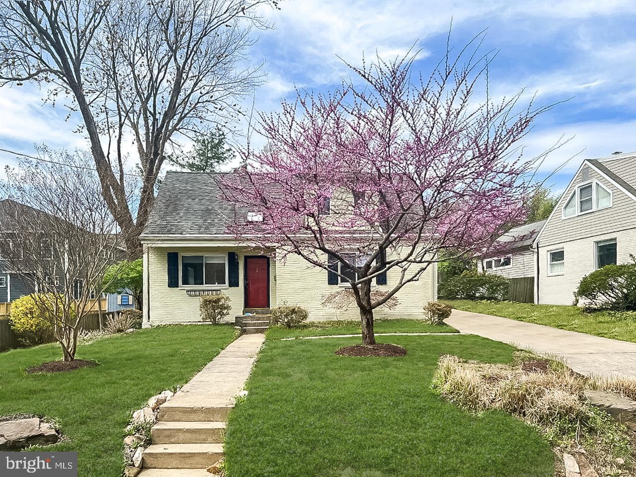 9010 Lindale Drive, Bethesda, MD 20817 Compass