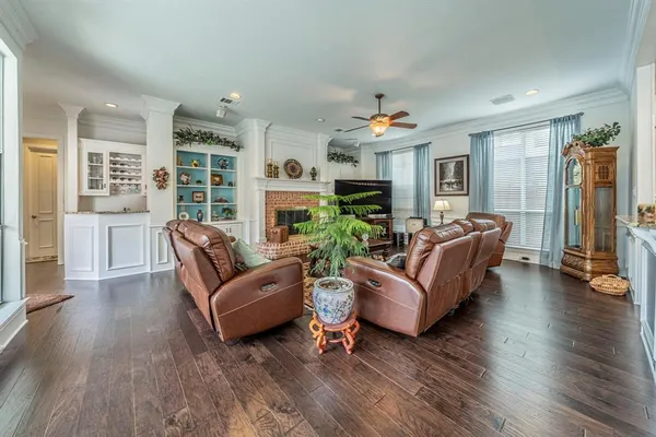 $8,000 | 5120 Ambergate Lane, Dallas, TX 75287
