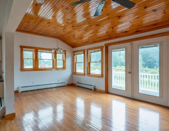$528,000 | 305-317 Augusta Road, Washington, ME 04574