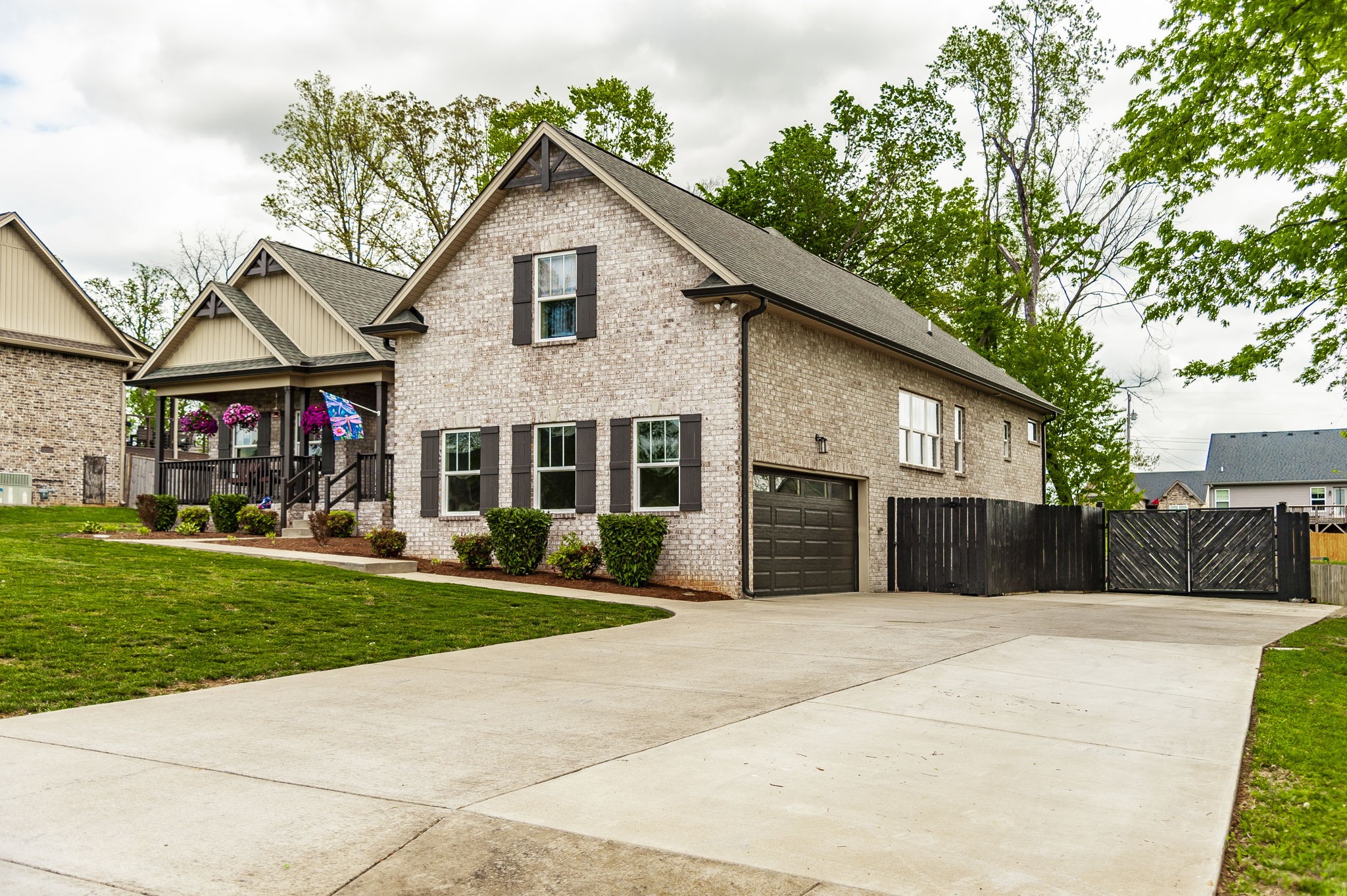 715 North Russell Street Portland, TN 37148 - Photo 2 of 68
