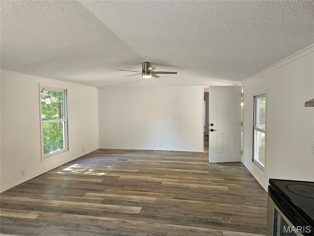 4578 North Virginia Mines Road St. Clair, MO 63077 - Photo 8 of 9