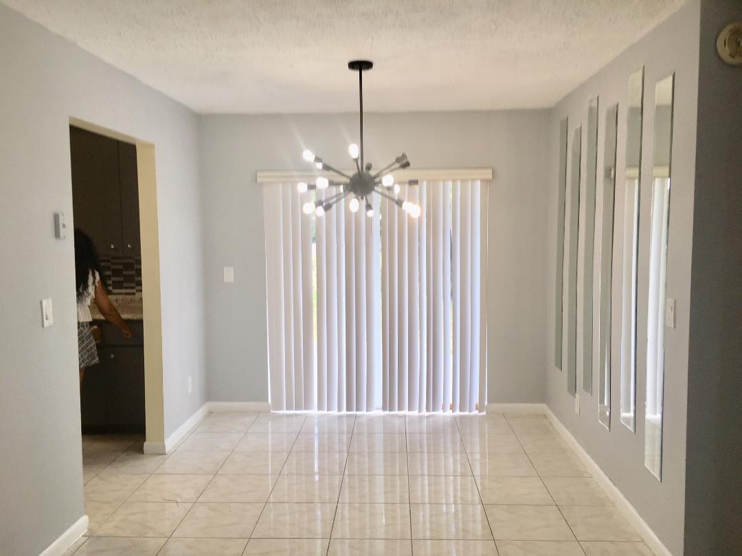 1647 West 17th Street Riviera Beach, FL 33404 - Photo 7 of 15 1647 17 DINNING ROOM