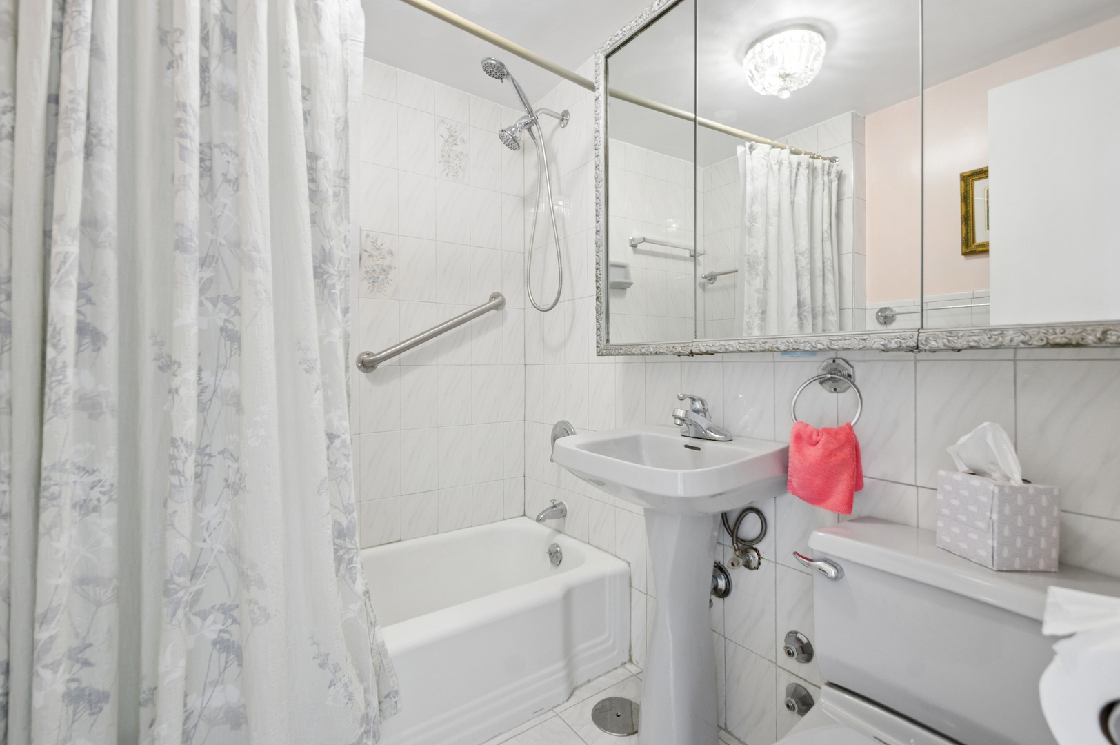6301 North Sheridan Road, Unit 11L Chicago, IL 60660 - Photo 11 of 21