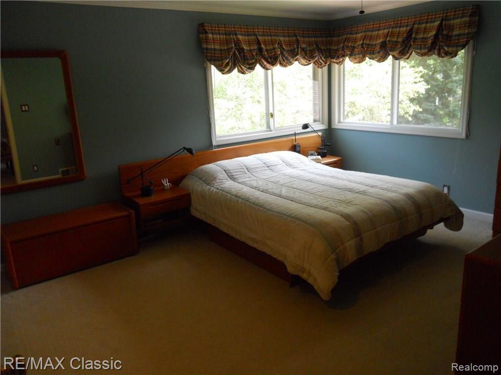 937 Rock Spring Road Bloomfield Hills, MI 48304 - Photo 25 of 41