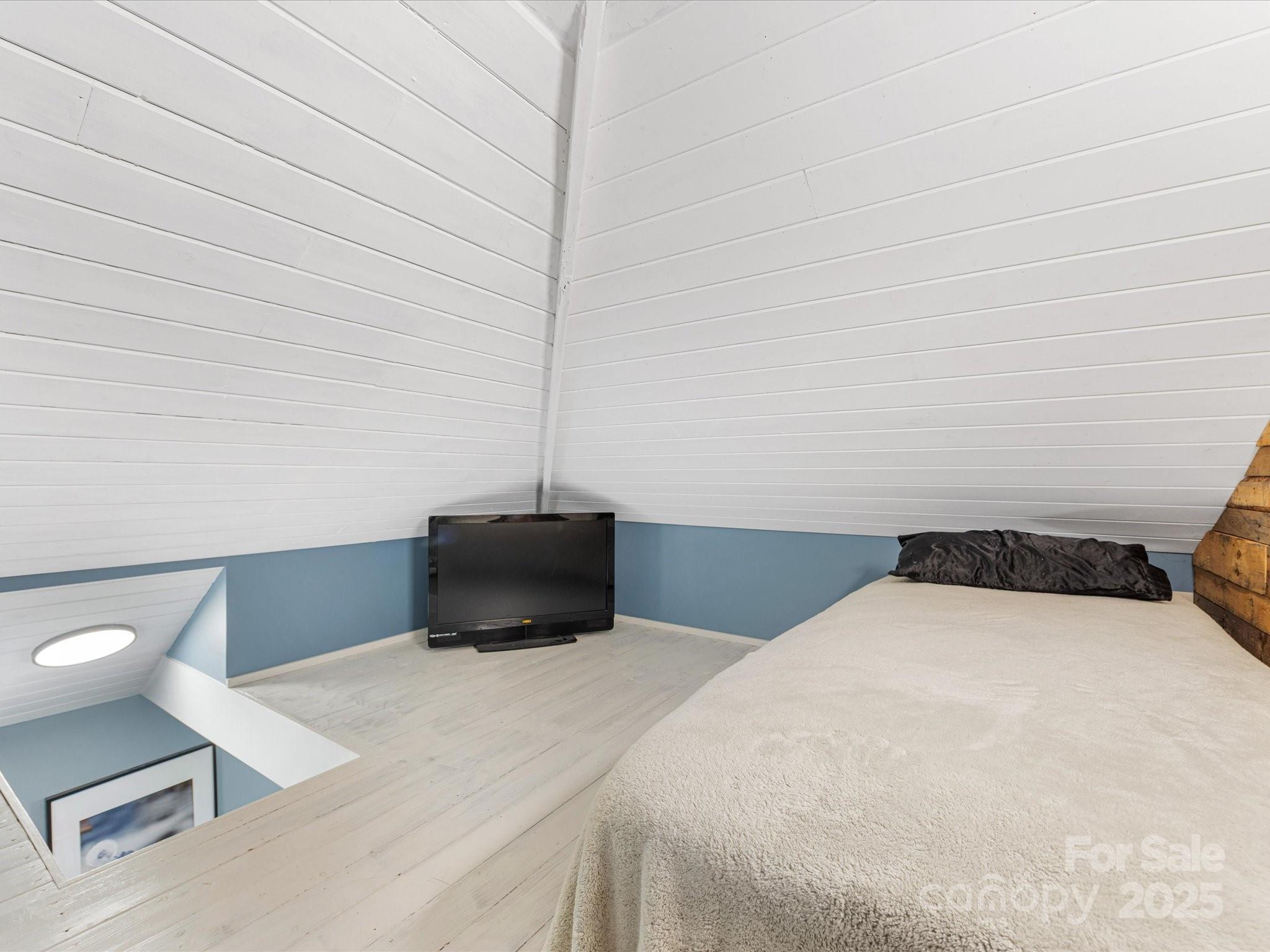 1395 Roundstone Road Sherrills Ford, NC 28673 - Photo 28 of 48 Gallery Image 28