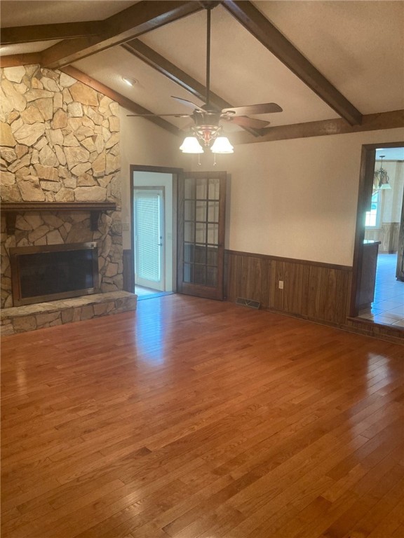 304 Tillotson Road Anderson, SC 29621 - Photo 11 of 29 Great Room with Stone FRPL and built-in book case