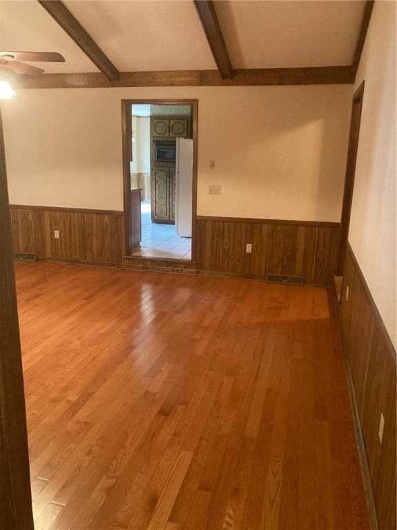 304 Tillotson Road Anderson, SC 29621 - Photo 5 of 29 step down Great Room With FRPL Ceiling Fan and bo