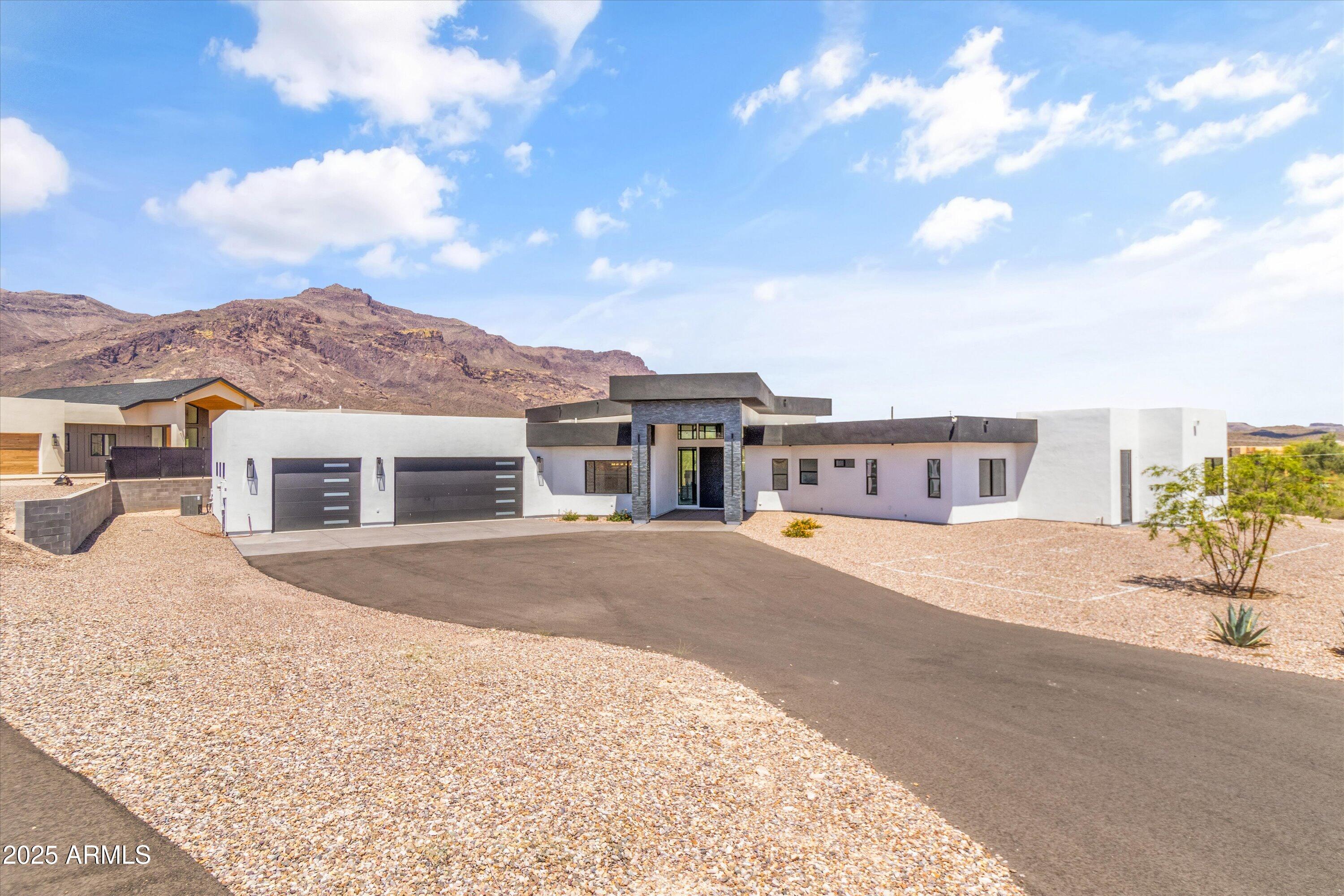 3525 South Kings Ranch Road Gold Canyon, AZ 85118 - Photo 4 of 58 51-IMG_0694