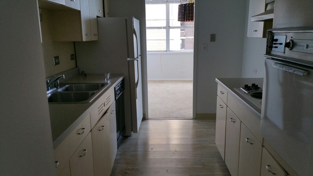 6301 North Sheridan Road, Unit 7E Chicago, IL 60660 - Photo 4 of 13