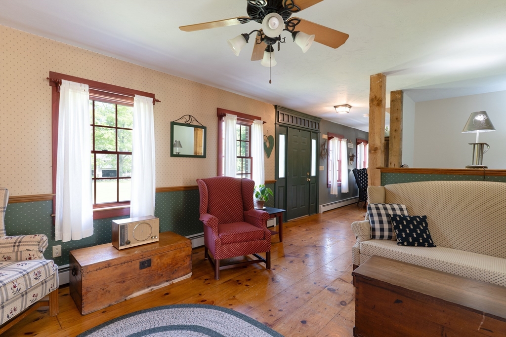 147 Oakham Road North Brookfield, MA 01535 - Photo 18 of 41