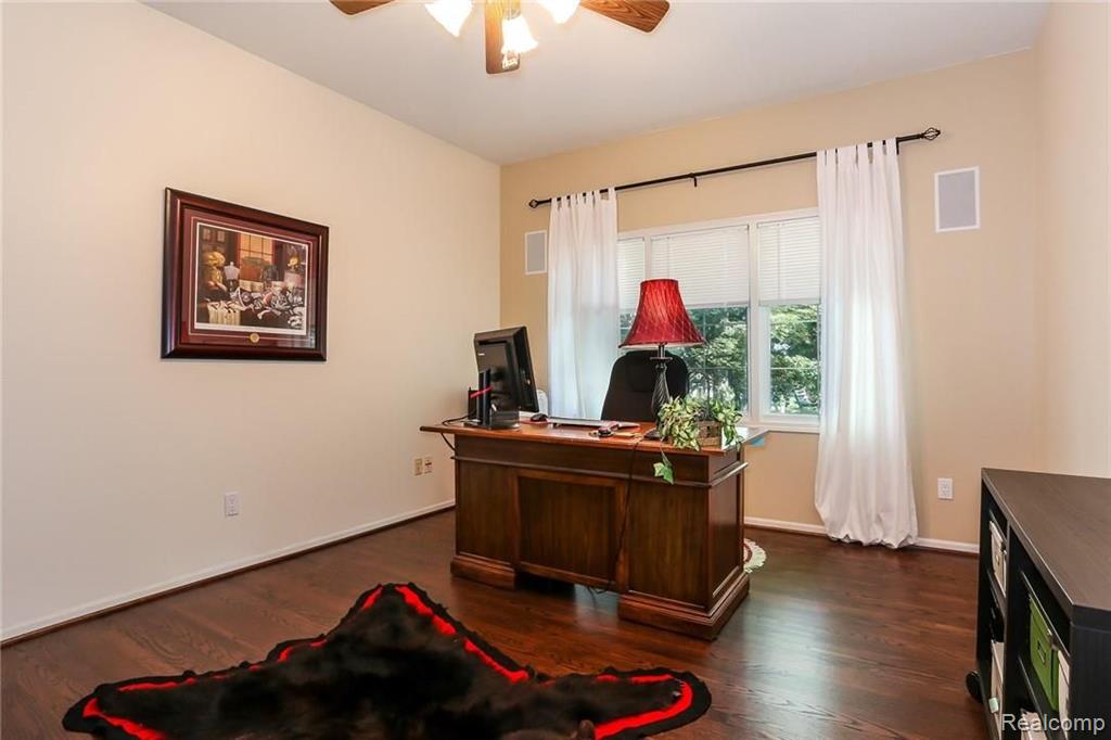 3758 Sleepy Fox Drive Rochester Hills, MI 48309 - Photo 23 of 66