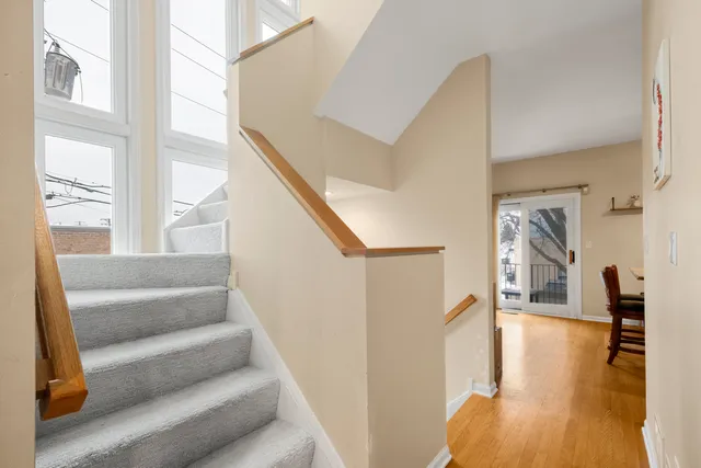 $399,000 | 3806 West Devon Avenue, Lincolnwood, IL 60712