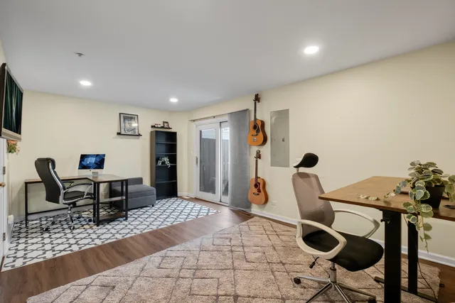 $399,000 | 3806 West Devon Avenue, Lincolnwood, IL 60712