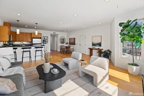 $1,249,000 | 199 Tiffany Avenue, Unit 406, San Francisco, CA 94110
