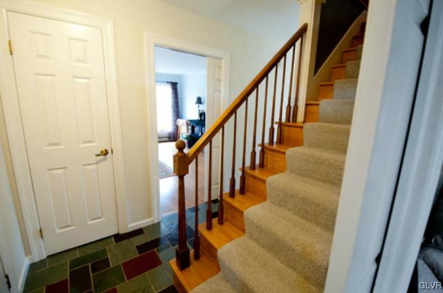 4786 Beck Road Emmaus, PA 18049 - Photo 4 of 33 Gallery Image 4