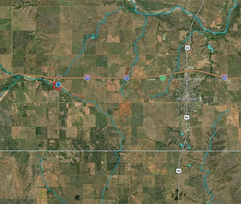 Long Dry Creek Shamrock, TX 79079 - Photo 11 of 13 a bathroom with a shower