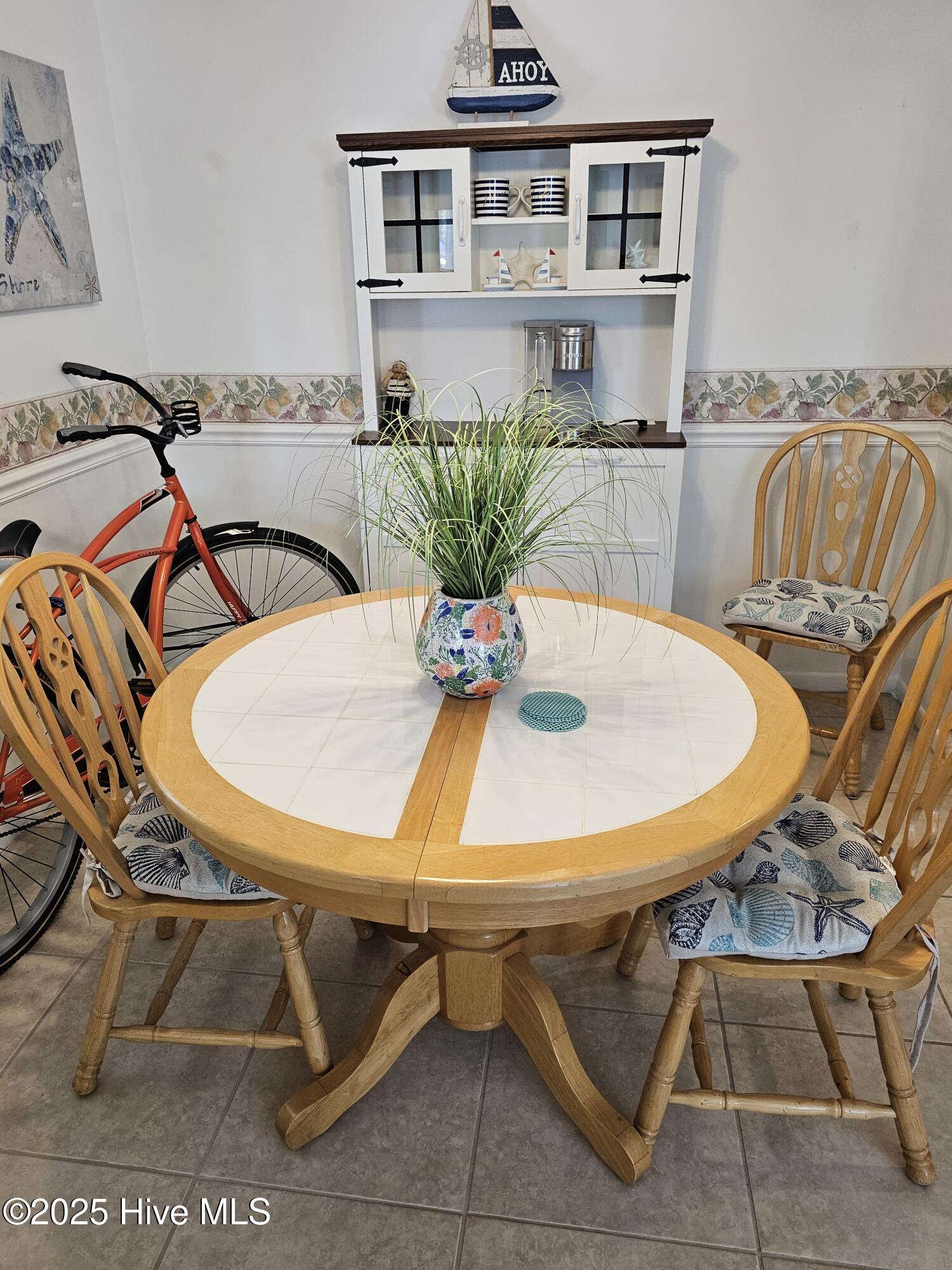 10172 Beach Drive Southwest, Unit 2206 Calabash, NC 28467 - Photo 16 of 53 Dining Room Table w 4 Chairs