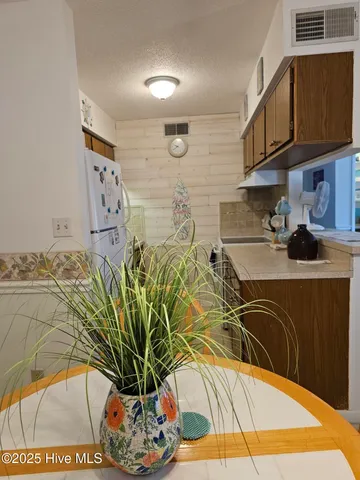 $167,500 | 10172 Beach Drive Southwest, Unit 2206, Calabash, NC 28467