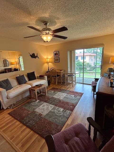 1951 Southwest Palm City Road, Unit H Stuart, FL 34994 - Photo 3 of 34 IMG_1328