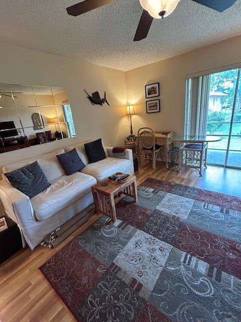 1951 Southwest Palm City Road, Unit H Stuart, FL 34994 - Photo 5 of 34 IMG_1331