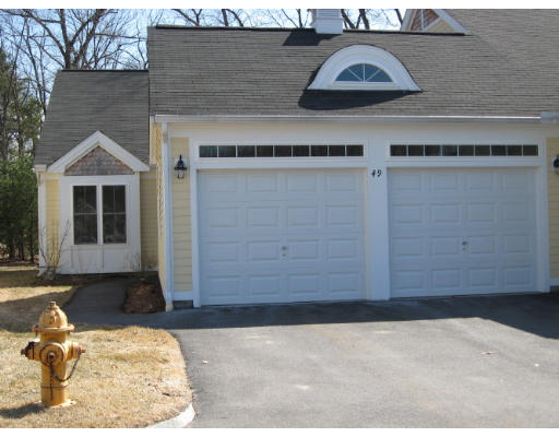 49 Whispering Brook Road, Unit 38 Marlborough, MA 01752 - Photo 1 of 7 Gallery Image 1