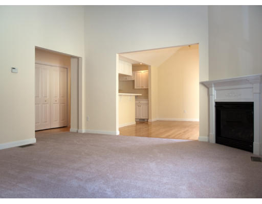 49 Whispering Brook Road, Unit 38 Marlborough, MA 01752 - Photo 2 of 7 Gallery Image 2