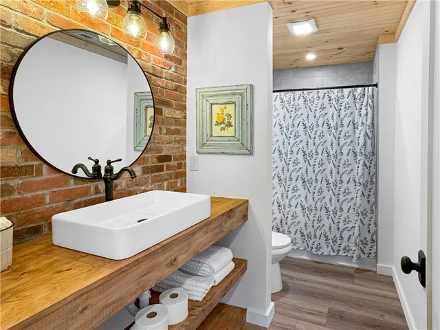 $1,900 | 920 State Rd S-37-128, Salem, SC 29676