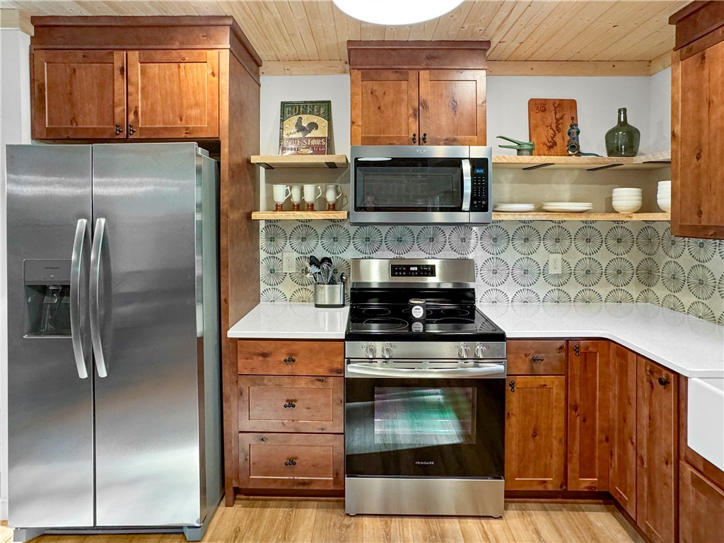 920 State Rd S-37-128 Salem, SC 29676 - Photo 9 of 28