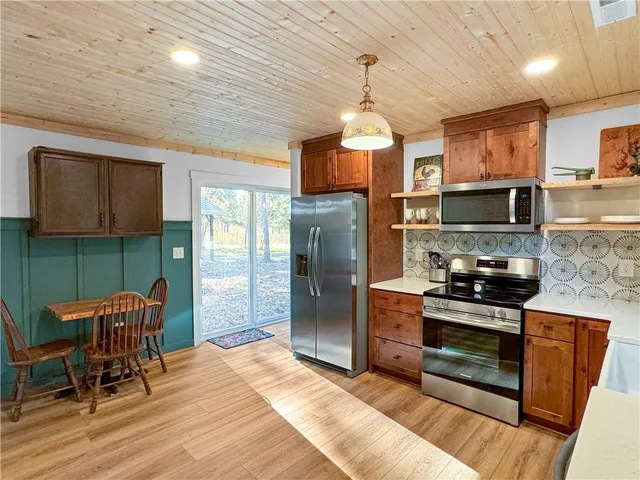 $1,900 | 920 State Rd S-37-128, Salem, SC 29676