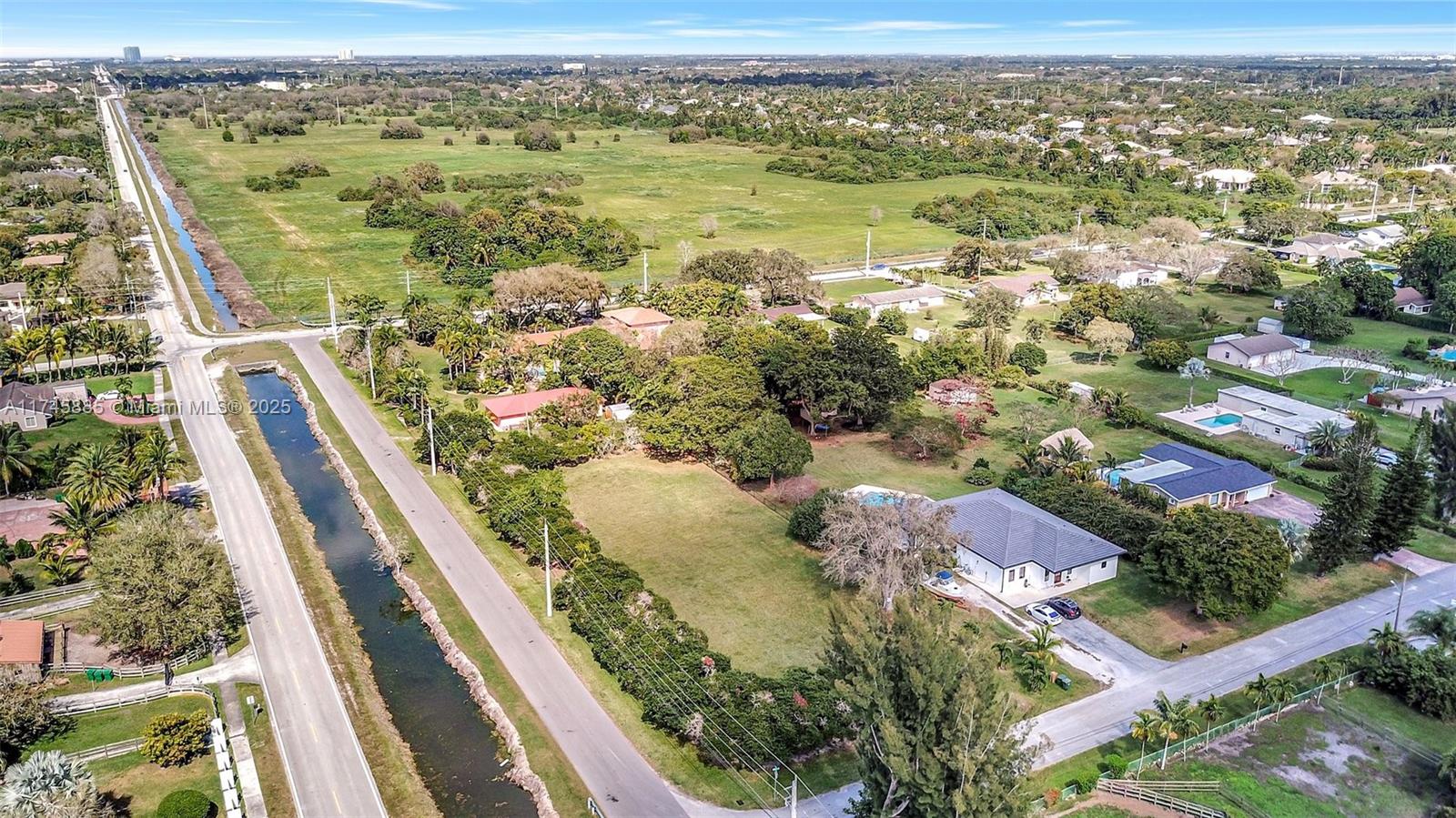 28 Sw Street Davie, FL 33330 - Photo 6 of 11 a view of lake view and mountain view