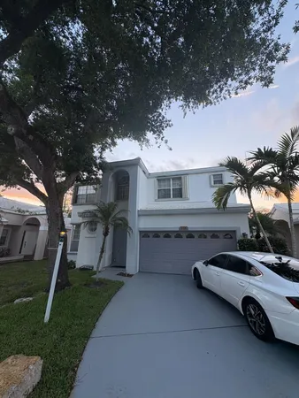 $585,000 | 9378 Northwest 8th Circle, Plantation, FL 33324