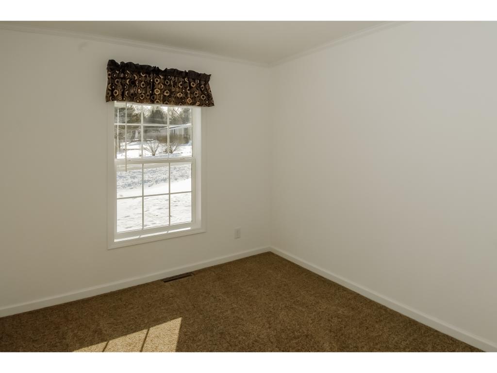 14 Rita Avenue Derry, NH 03038 - Photo 11 of 18