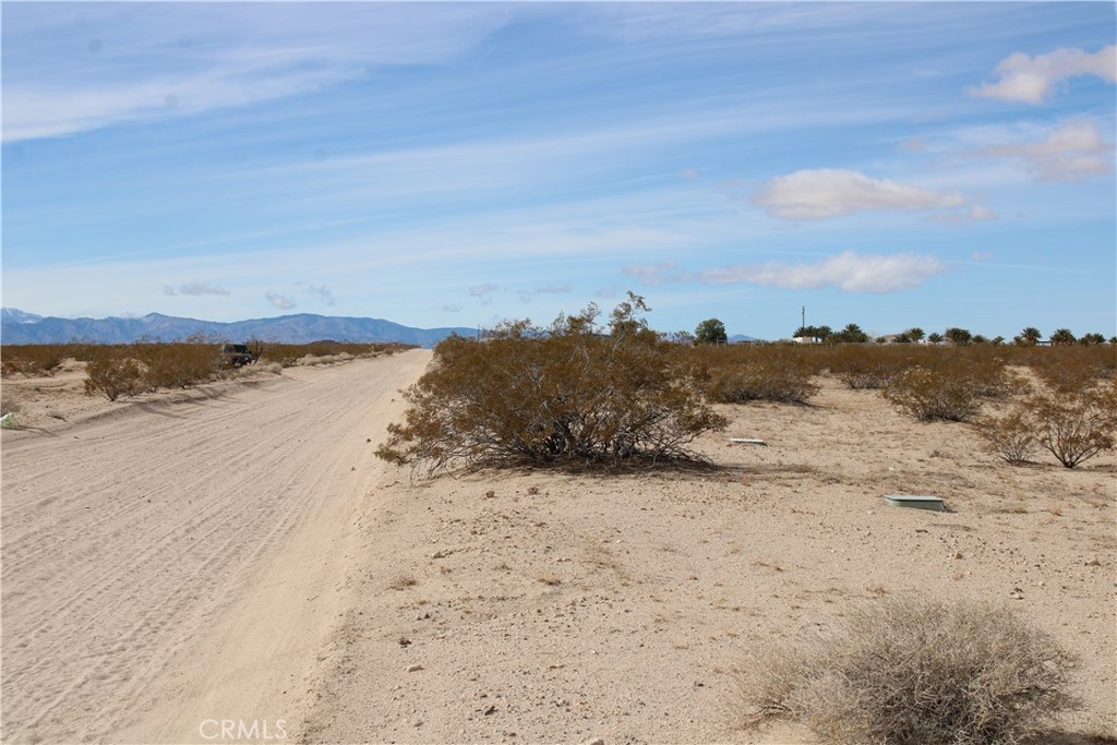 66220 Sonora Road Joshua Tree, CA 92252 - Photo 2 of 17 a view of ocean beach