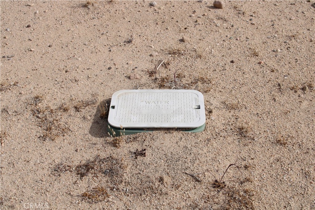 66220 Sonora Road Joshua Tree, CA 92252 - Photo 4 of 17