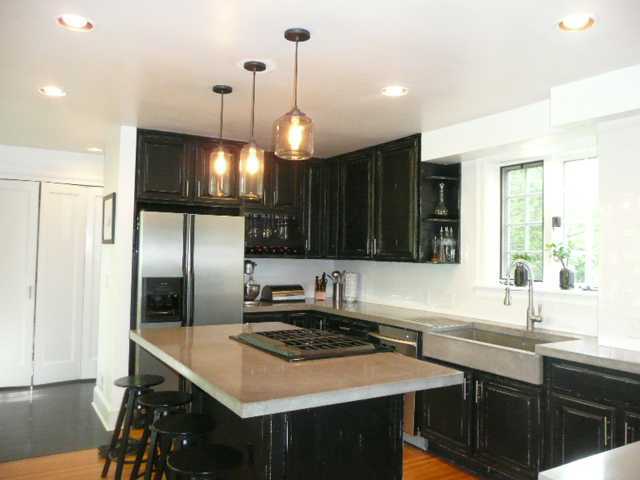 2390 Bryden Road Columbus, OH 43209 - Photo 8 of 25 Gallery Image 8