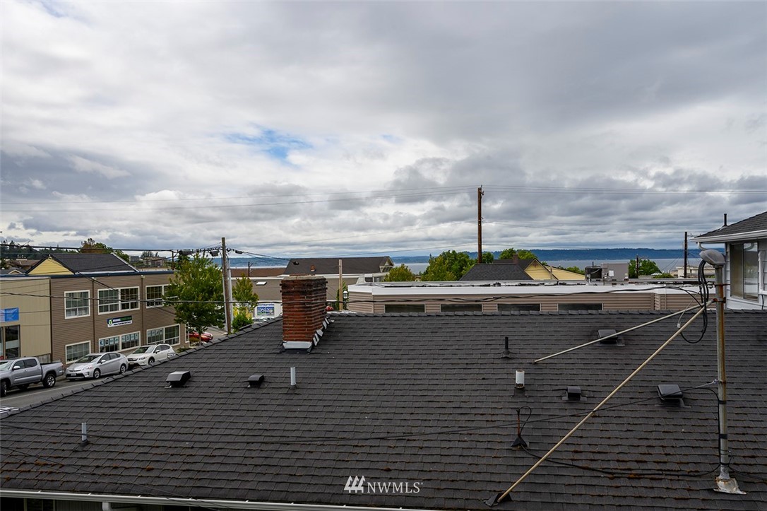 623 Main Street, Unit 2 Edmonds, WA 98020 - Photo 18 of 24